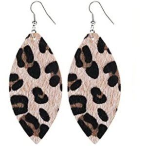 Handmade Vegan Leather Petal Dangle Set NWT